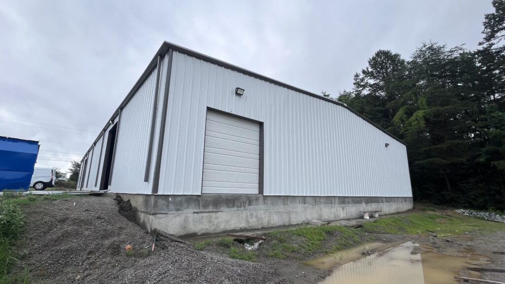 Commercial garage door